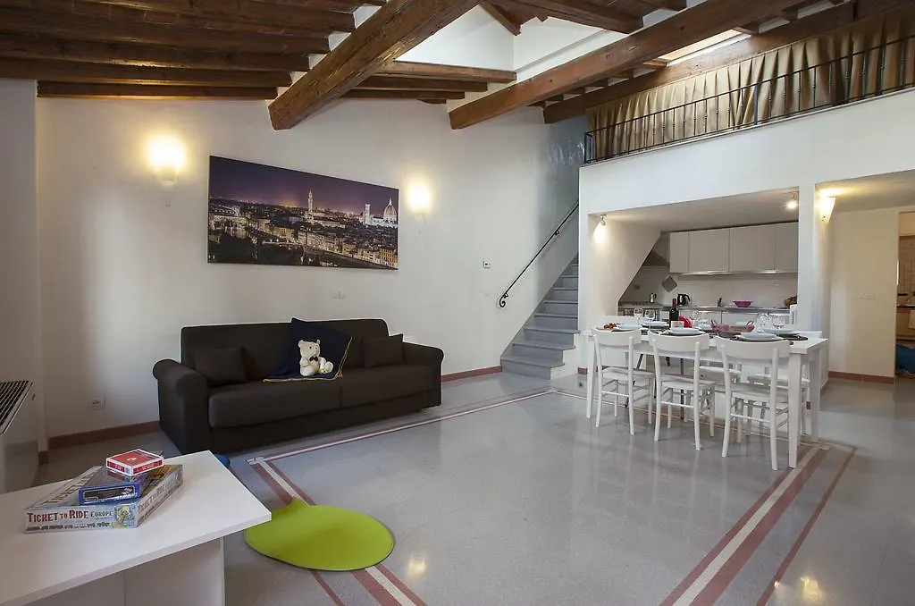 Family Apartments Borgo Albizi Φλωρεντία 0*,  Ιταλία