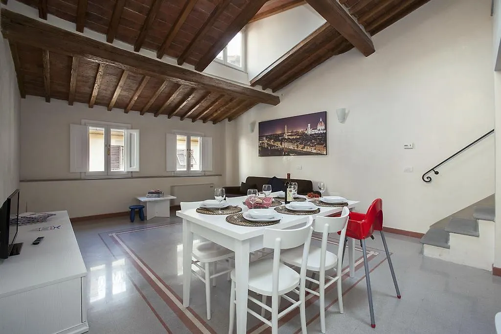 Family Apartments Borgo Albizi Φλωρεντία