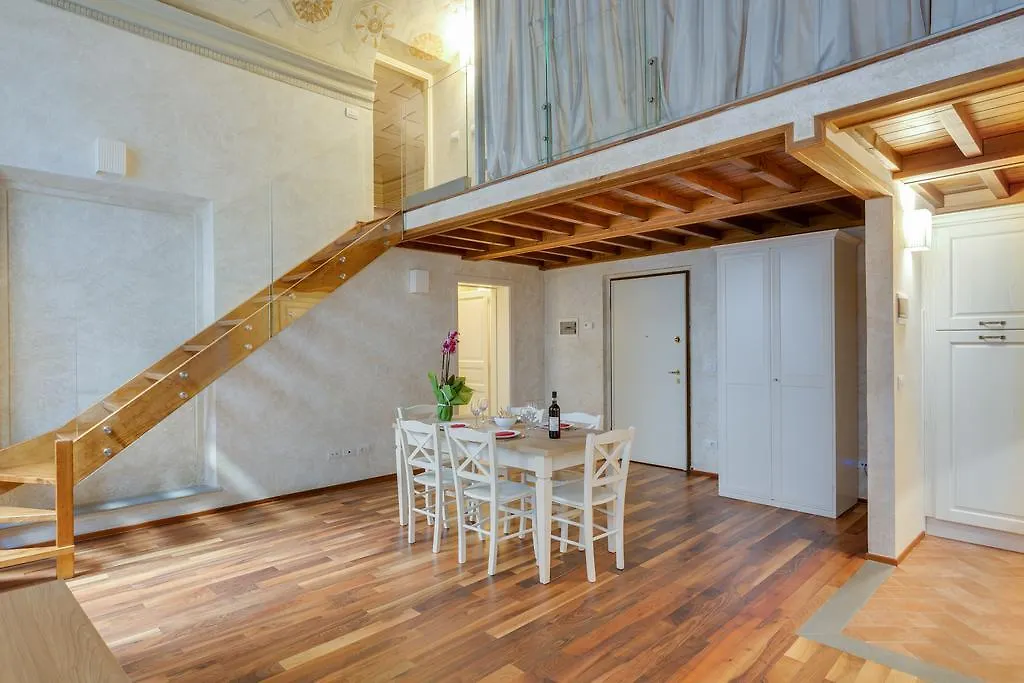 Family Apartments Borgo Albizi Φλωρεντία