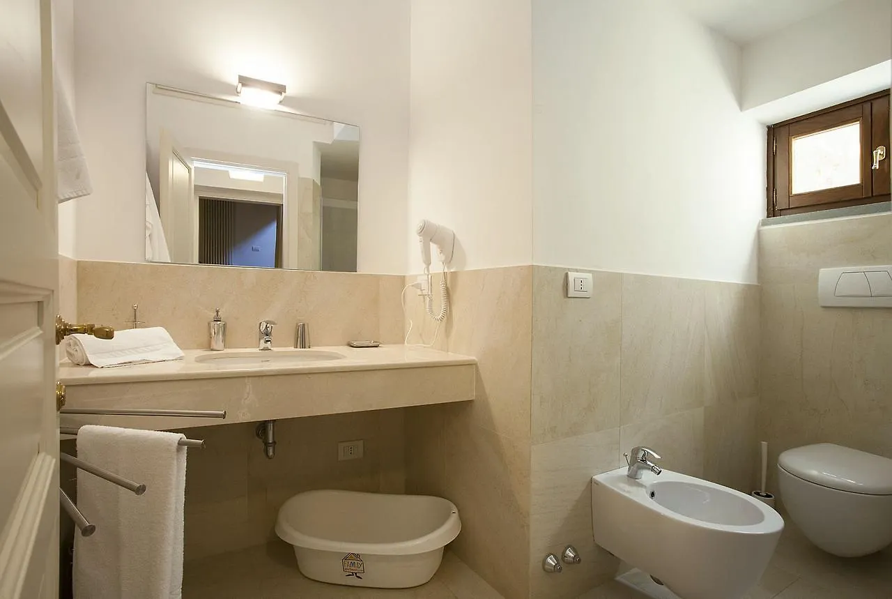 Family Apartments Borgo Albizi Φλωρεντία